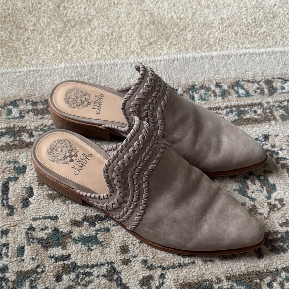 Vince Camuto Women's Tan Mules